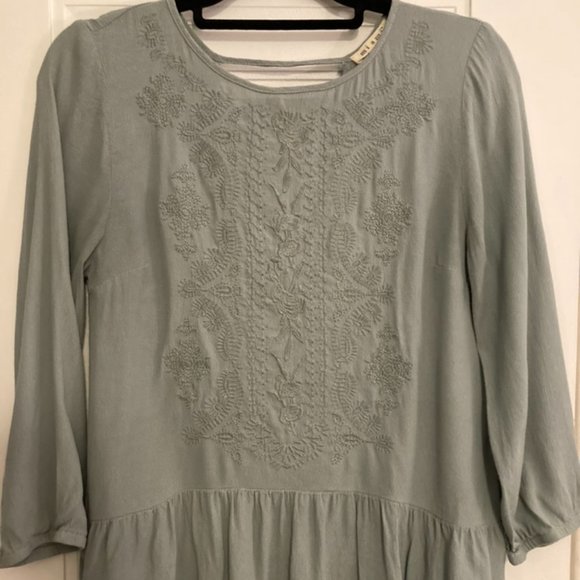Francesca's Light Blue Embroidered Blouse in Size Small - Picture 1 of 12